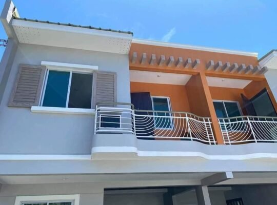Affordable Townhouse for Sale in Parañaque for as low as Php26k/mos. Near Makati CBD,SM Bicutan