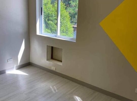 3 bedrooms Townhouse For Sale