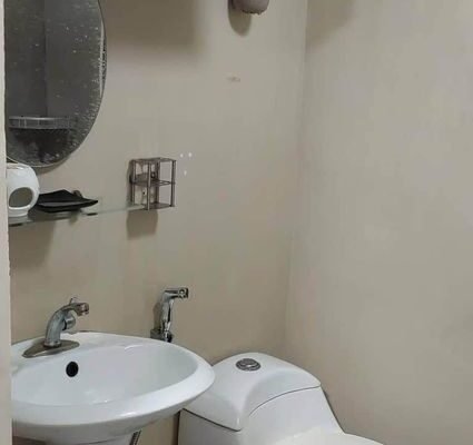 Fully furnished w/WIFI Condo For Rent