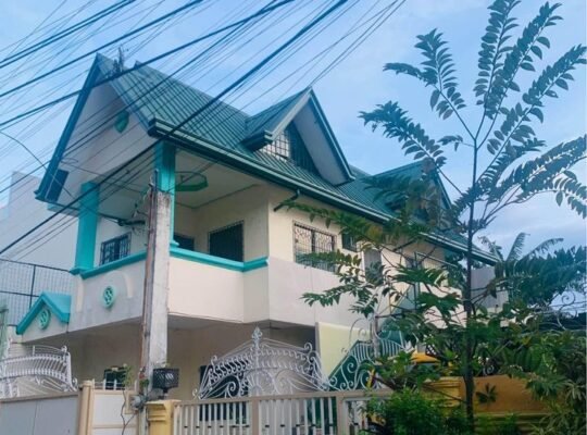 RUSH FOR SALE 2 storeys House and Lot