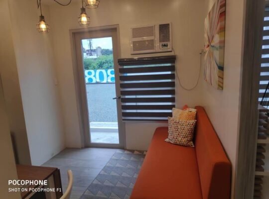 10K RF studio Condo For Sale in Mandaluyong near Rockwell Makati Edsa Boni MRT Ortigas CBD