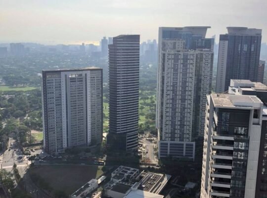 2 Beds 2 Baths Apartment/Condo