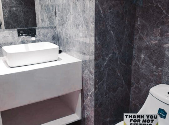 PROMO SALE! Rent to Own Sports Condo! No Spot Dp!