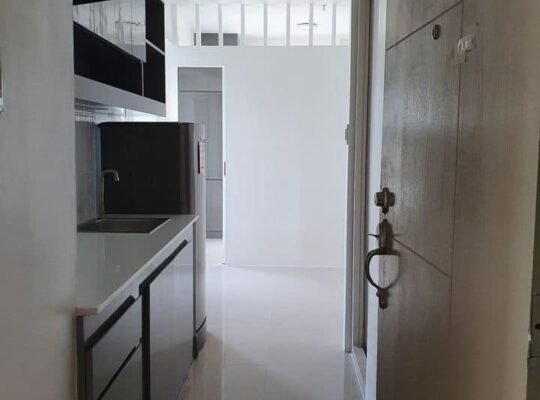 2 Bedroom 2 Toilet and Bath 15K Valenzuela City near SM Valenzuela
