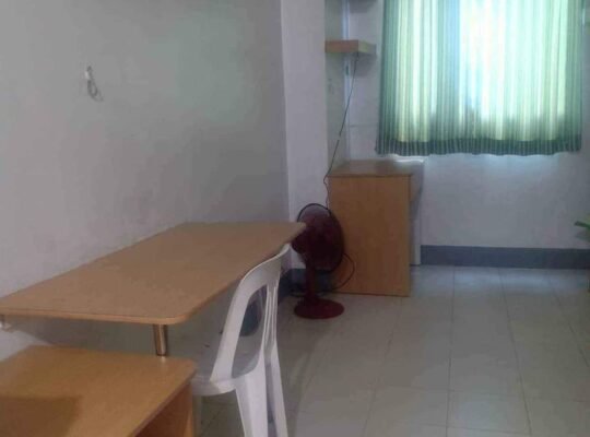 Grand towers for rent