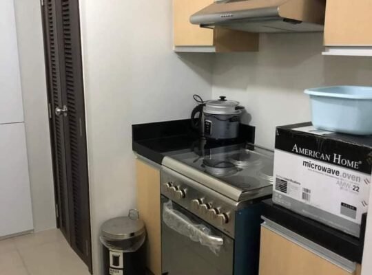 Escala Salcedo condo for rent