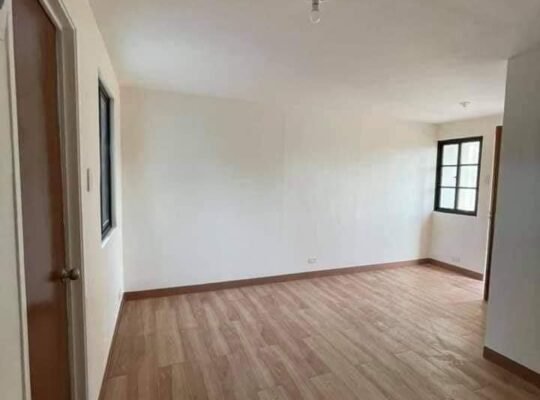 Mabilis lipatan na Townhouse sa San Pablo Laguna