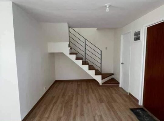 Mabilis lipatan na Townhouse sa San Pablo Laguna