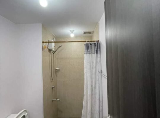 The rise Makati by shangri-la