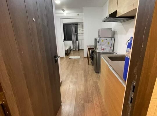 The rise Makati by shangri-la