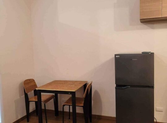 The rise Makati by shangri-la for rent