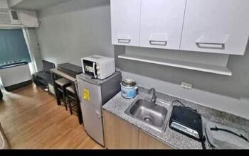 The linear makati for rent