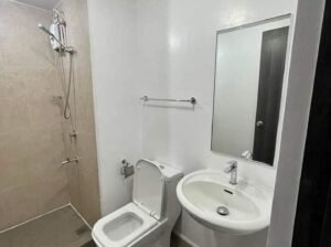 The rise Makati by shangri-la for rent