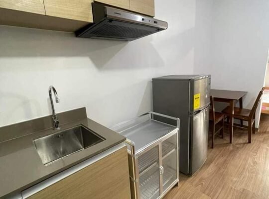 The rise Makati by shangri-la for rent