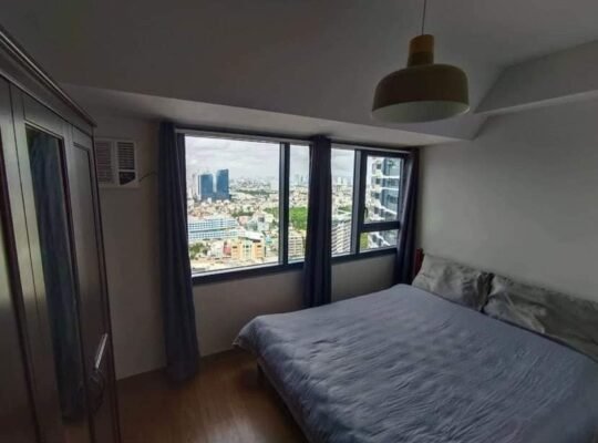 The rise Makati by shangri-la for rent