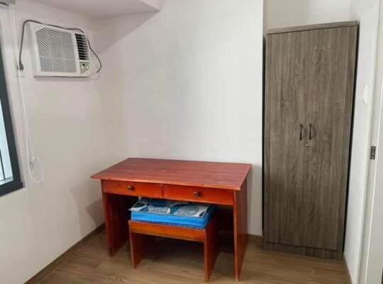 The rise Makati by shangri-la for rent