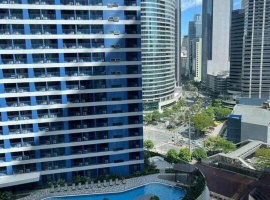 The rise Makati by shangri-la for rent