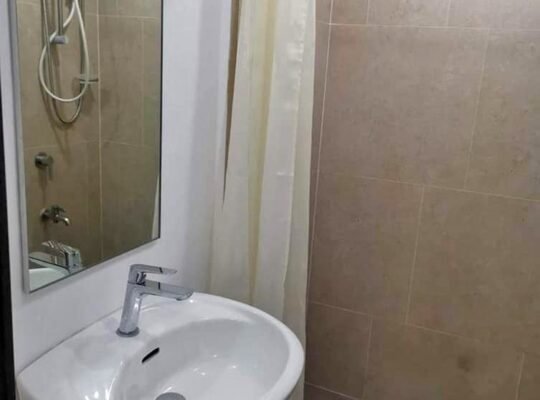 The rise Makati by shangri-la for rent