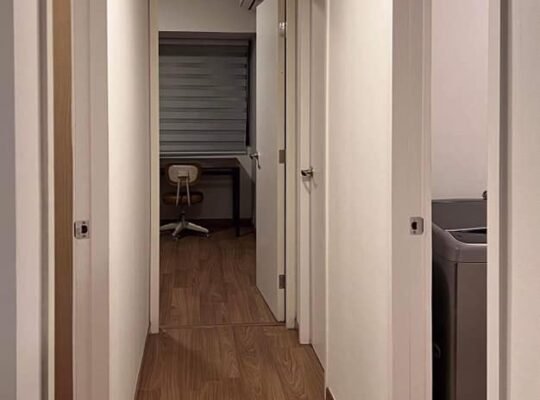 The rise Makati by shangri-la for rent