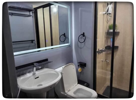 The rise Makati for rent