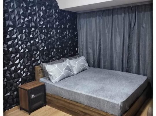 The rise Makati for rent