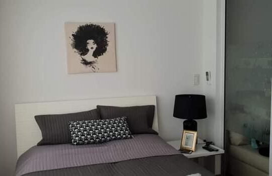 Acqua private residence for rent