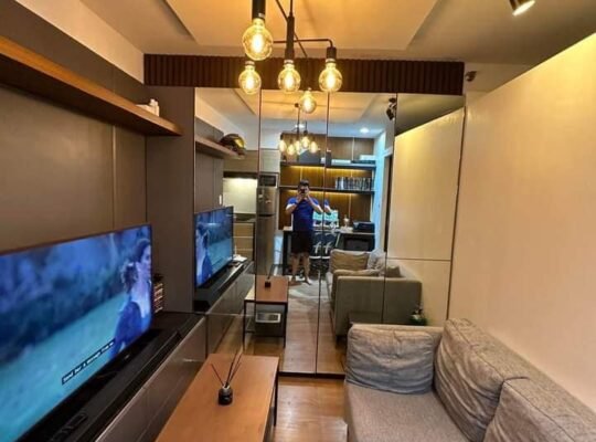 The rise Makati by Shangri-la for rent