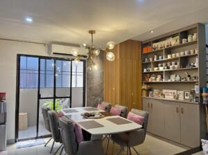 House and Lot For Sale in Las Pinas