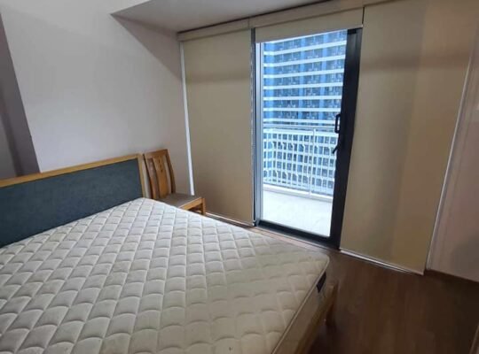 The rise makati by ShangriLa for rent