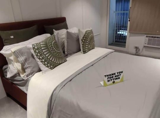 PROMO! 8,000/MONTHLY RENT TO OWN CONDO SA CALOOCAN!