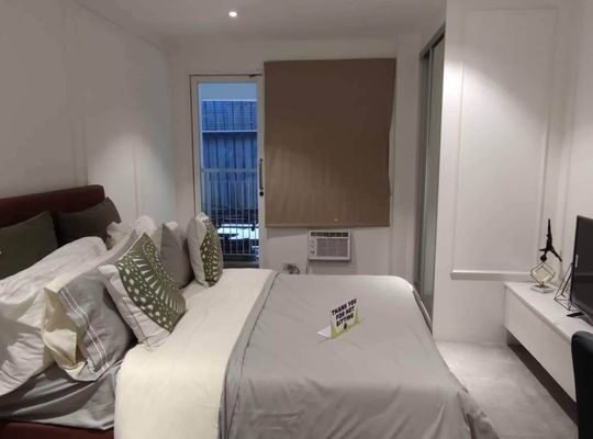 PROMO! 8,000/MONTHLY RENT TO OWN CONDO SA CALOOCAN!