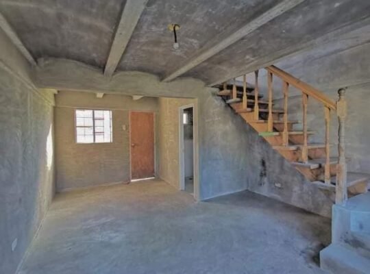 Murang Bahay sa Sta Rosa Laguna