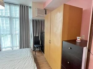 The linear makati for rent