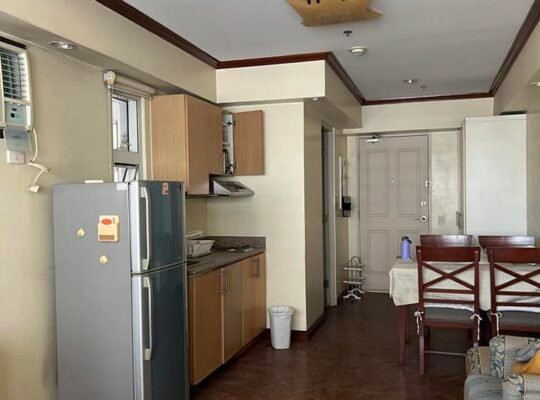 The columns for rent with parking