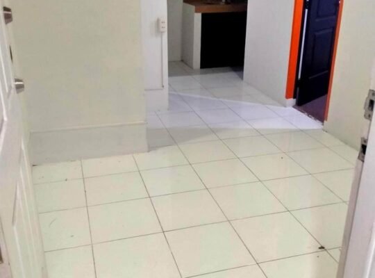 Rush! Rush! Rent to Own SOHO UNIT along Edsa Diliman, QC!