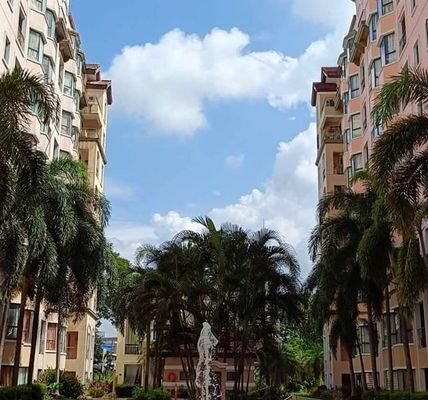 1 Bedroom condo in Newport