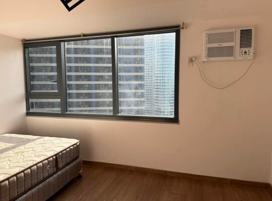 The rise makati by ShangriLa for rent