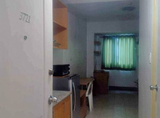 Grand towers for rent