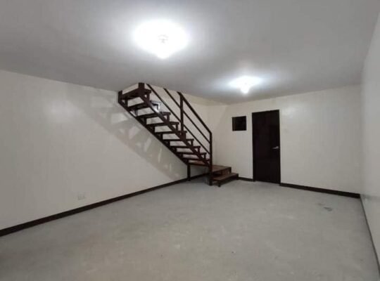 Murang pabahay sa Candelaria