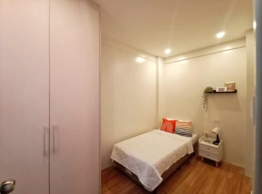 Townhouse New Fairview Robinsons Fairview