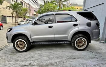 2015 Toyota fortuner 2.7 g gas loaded automatic