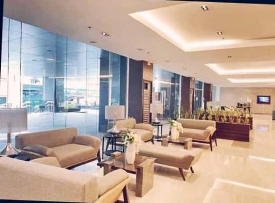 Staycation in Roxas Blvd