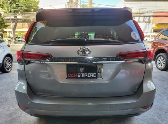 2018 Toyota fortuner 2.7 g gas automatic