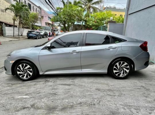 2018 Honda civic 1.8 e 30k km casa maintained automatic