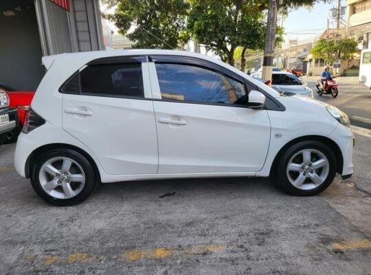 2016 Honda brio 1.3 v 40k km automatic