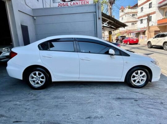 2014 Honda civic 1.8 e automatic