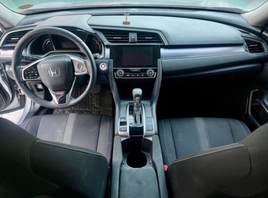 2018 Honda civic 1.8 e automatic