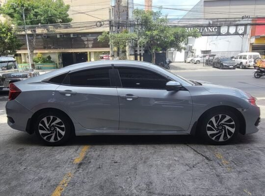 2016 Honda civic 2017 acquired 1.8 e 30k km automatic