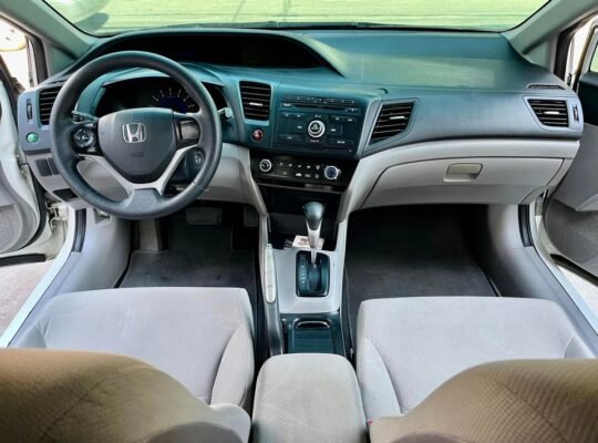 2014 Honda civic 1.8 e automatic