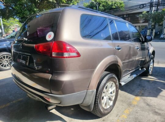 2014 Mitsubishi montero sport 2.4 gls v automatic